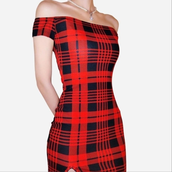SHEIN Red and Black Strapless Plaid Dress - Picture 1 of 4